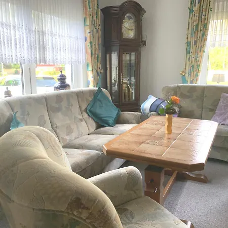 Kastanienhof, 35165 Hesel